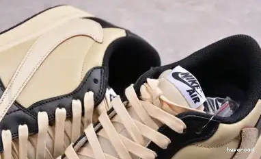 Hyperoad Jordan 1 Travis Scott x Air 0425